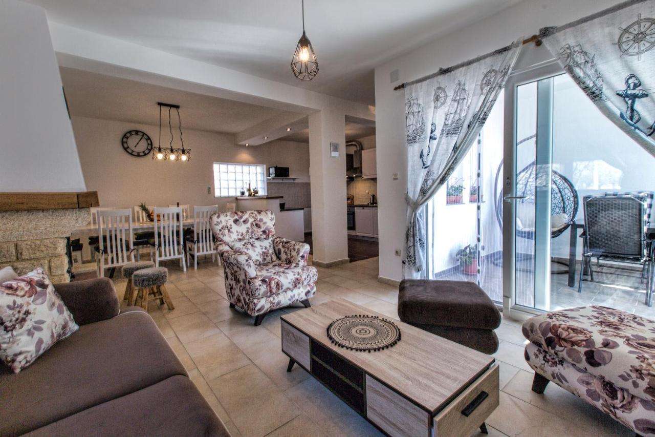 Luxury House Cesaricaヴィラ エクステリア 写真